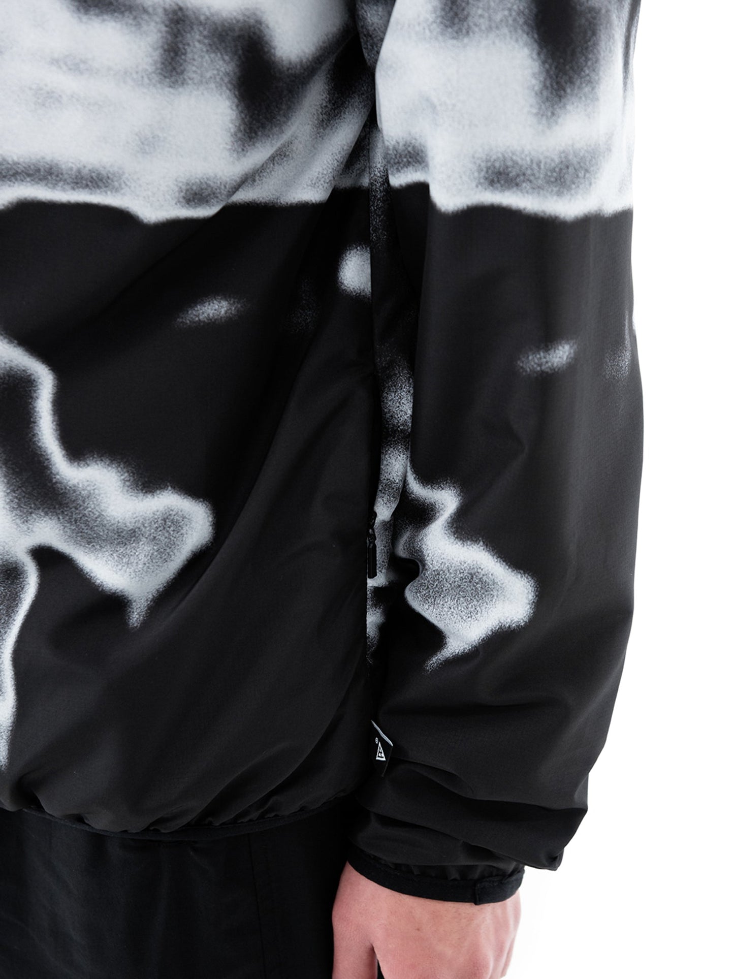 Rift Windbreaker | Blowhammer