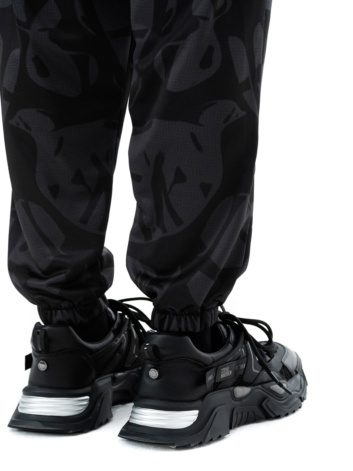 Strand Joggers | Blowhammer
