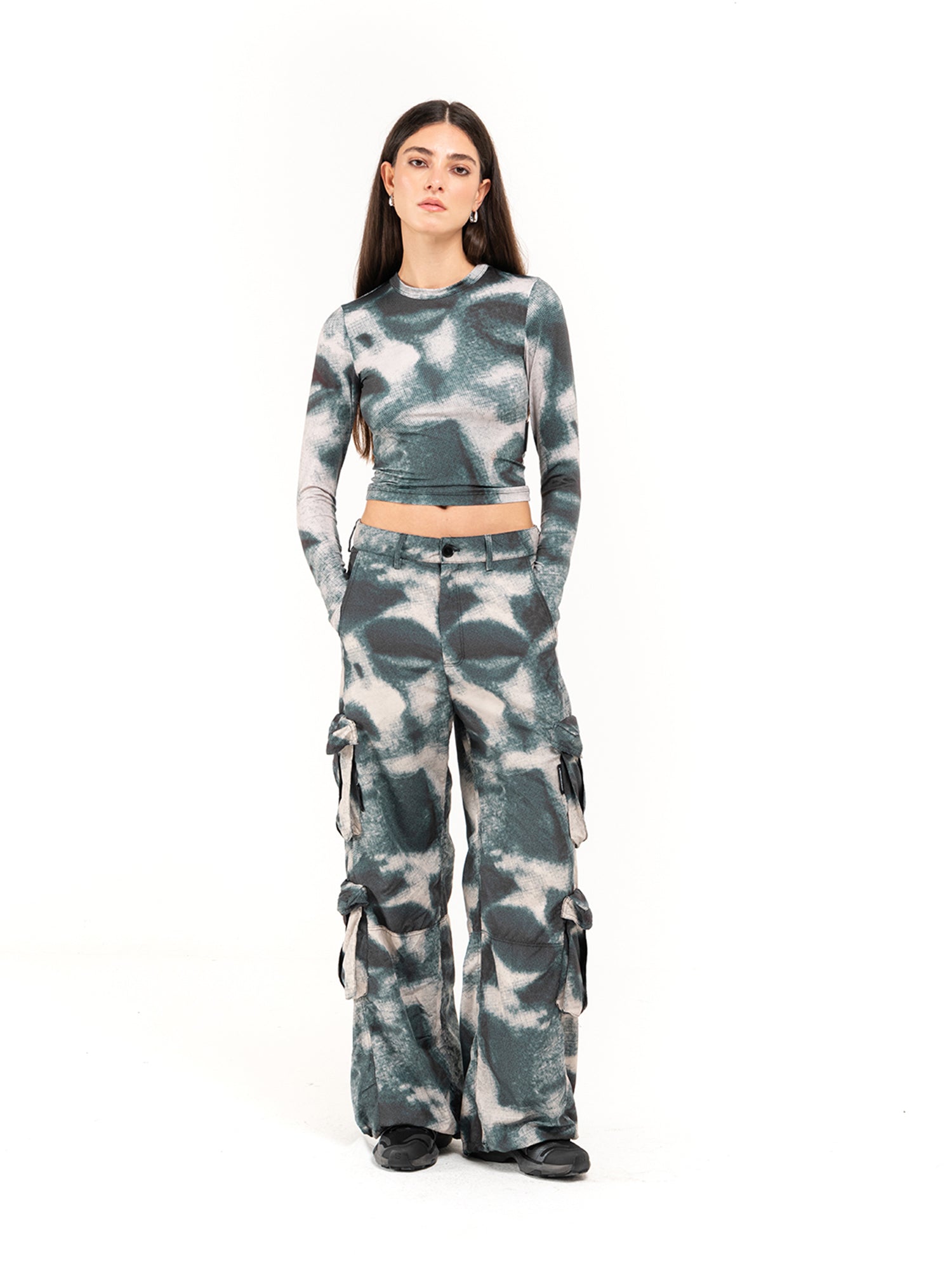 Militant Maw Longsleeve | Donna